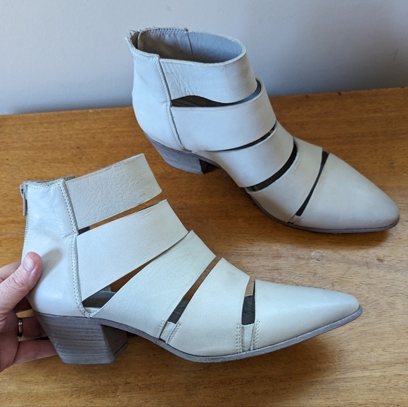 Elana Lachi Leather Western Cut-out Boots Grey Boho - Picture 2 of 16